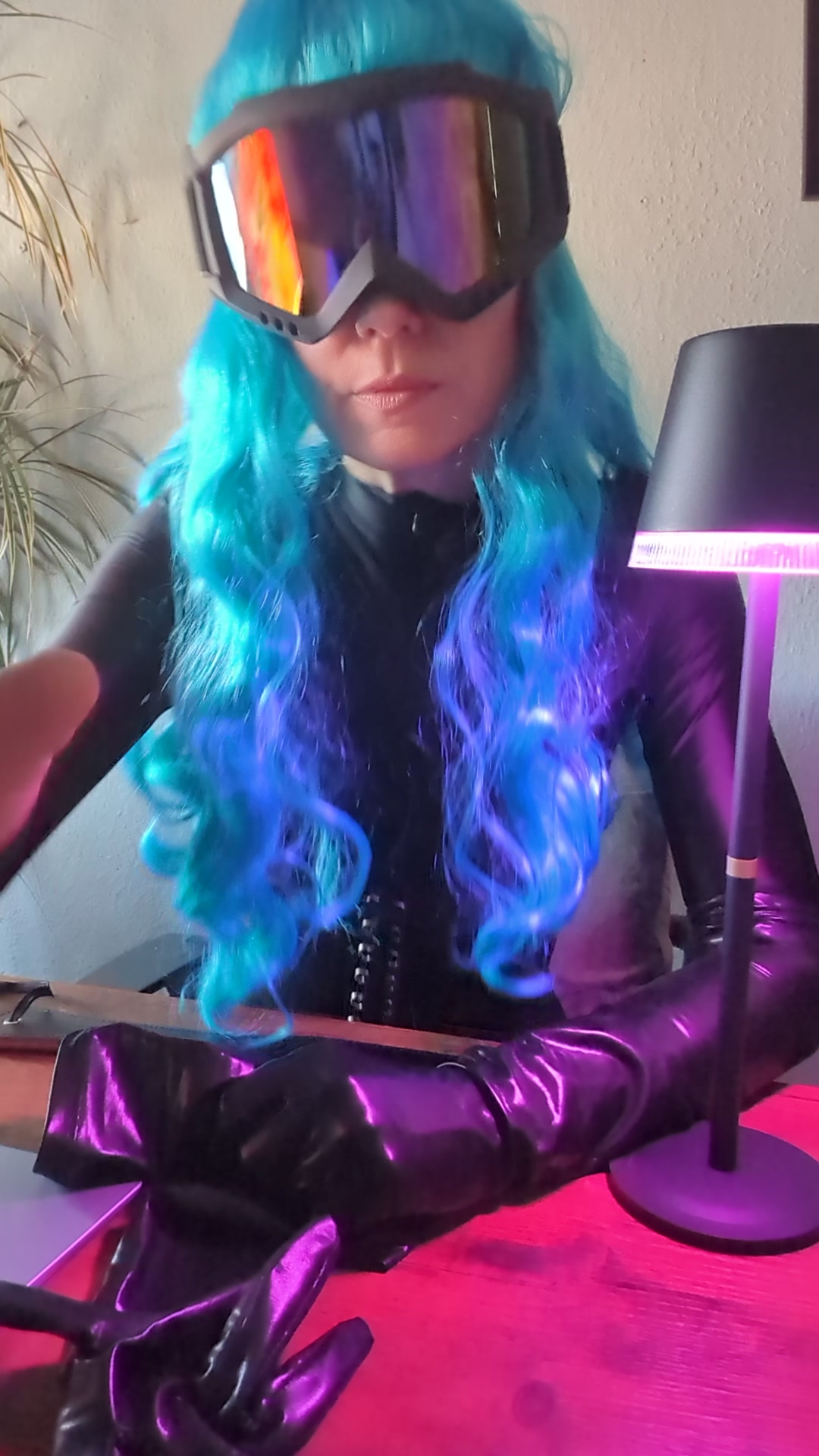 AlphafrauVictoria Porno Video: Countdown drei mal fünfzehn