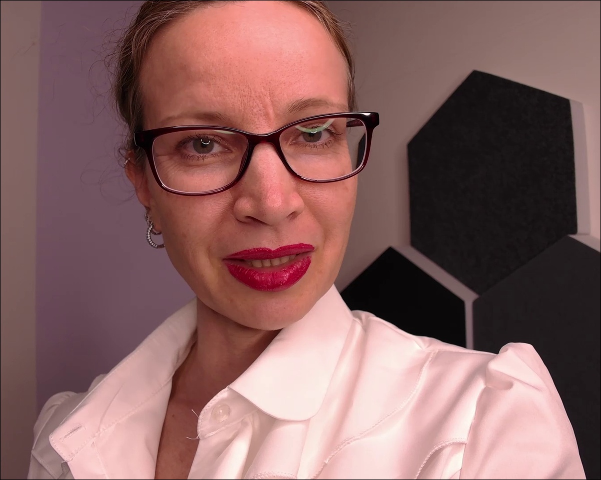AnnikaRose Porno Video: FinDom! DU ZAHLST!
