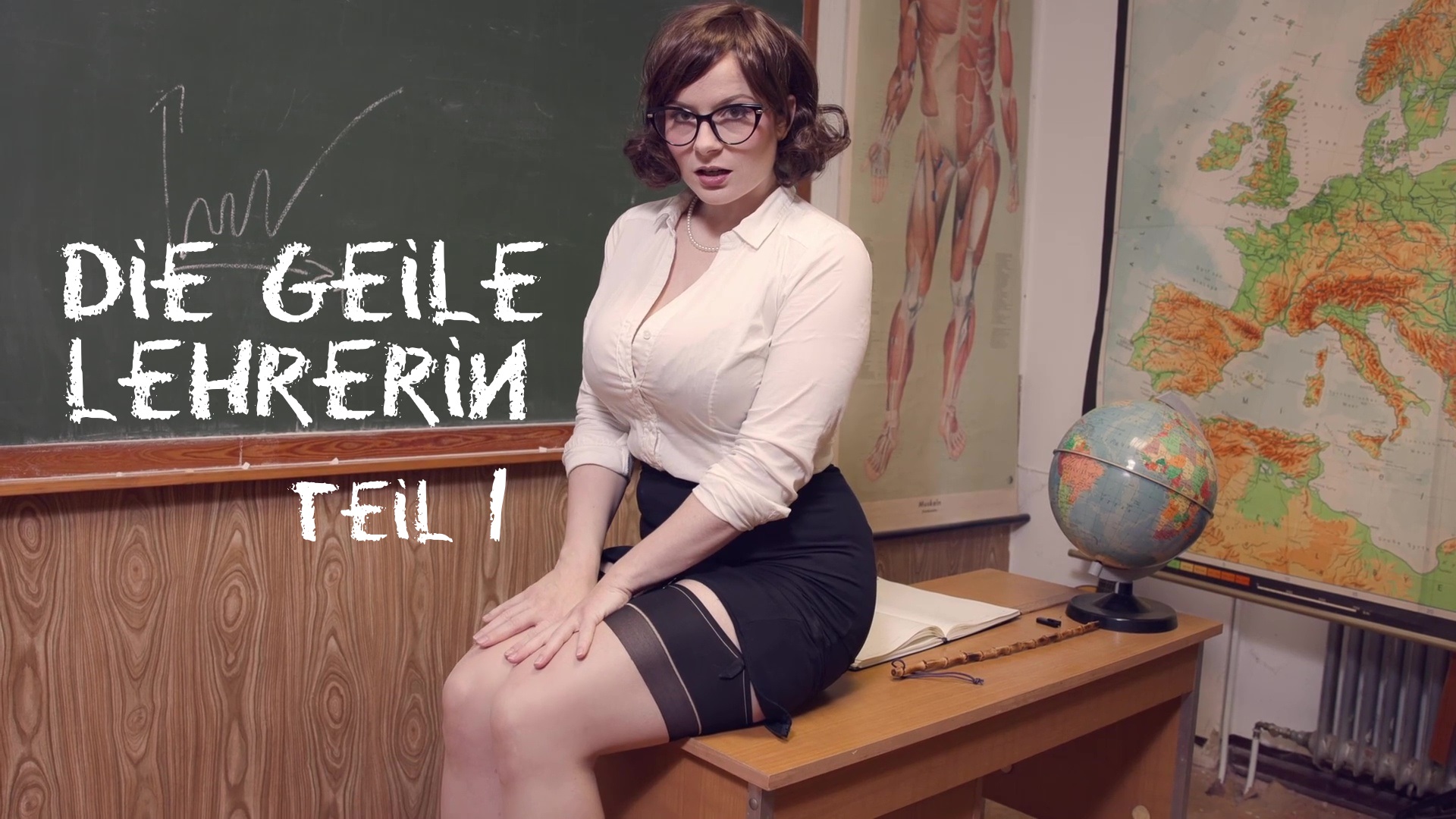 CruelAlice Porno Video: Die geile Lehrerin - Teil 1