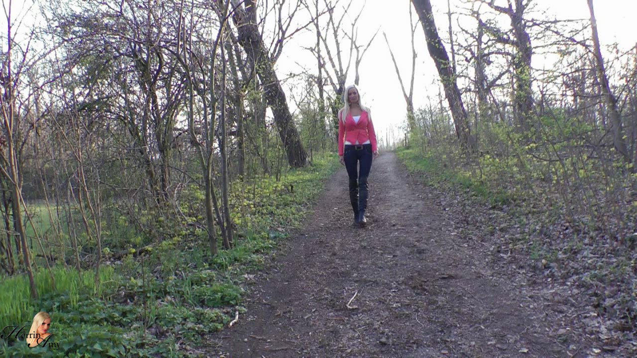 HerrinAmy Porno Video: Leck meine Stiefel