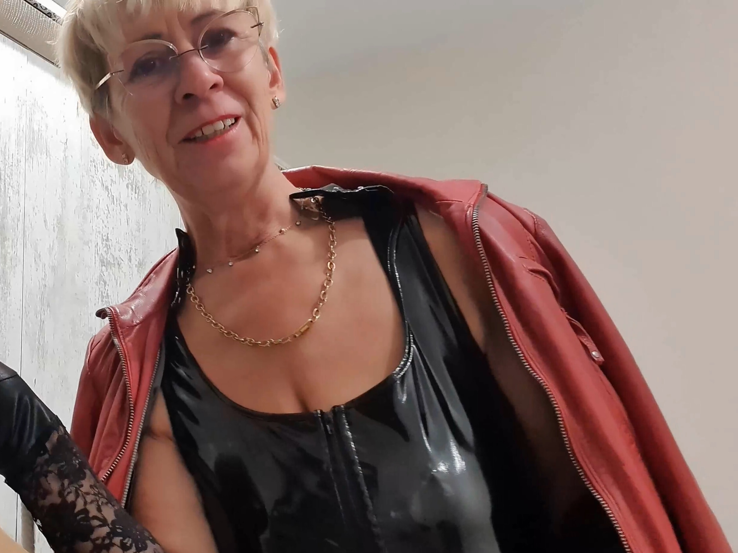 HotEve Porno Video: Die etwas andere Wixxanleitung!