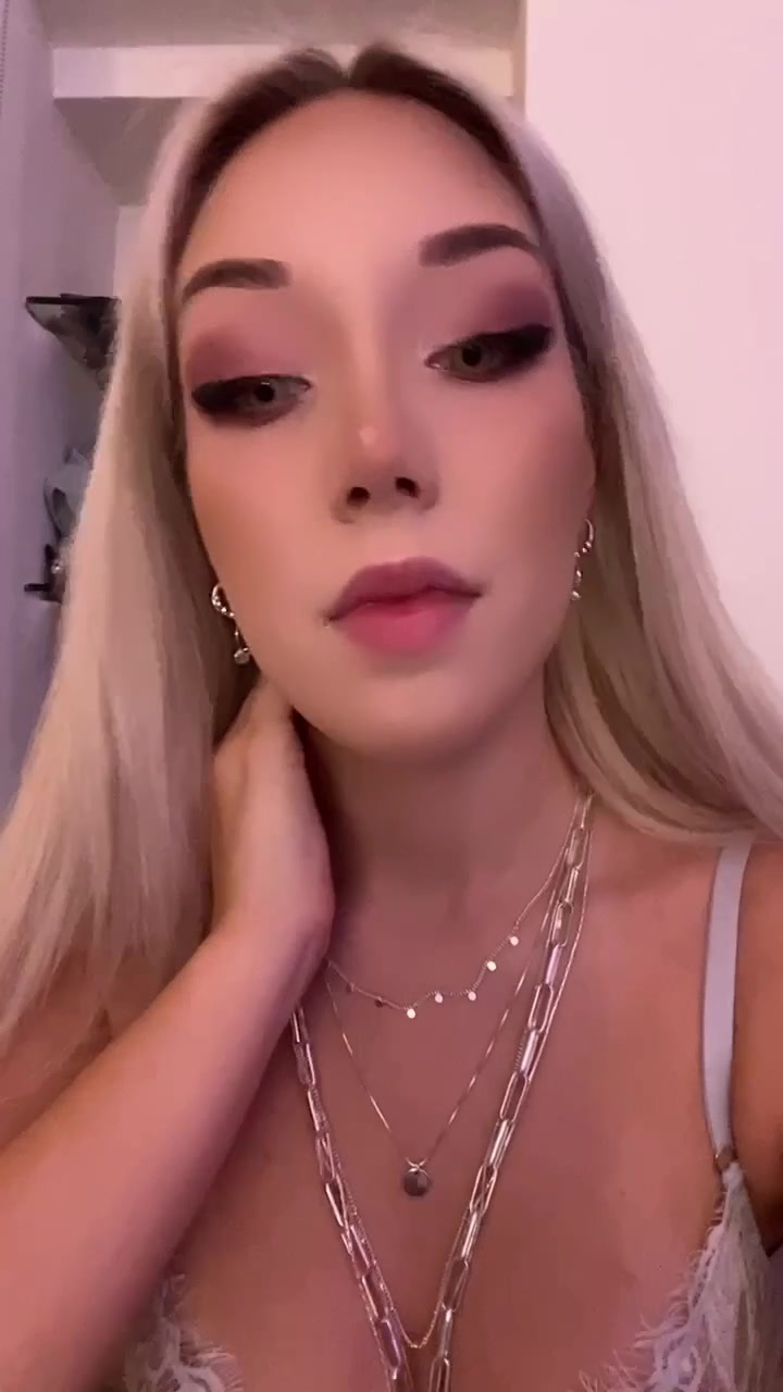 Lady-Khaleesi Porno Video: Ahegao Princess ...Fick mich in den 7.Himmel