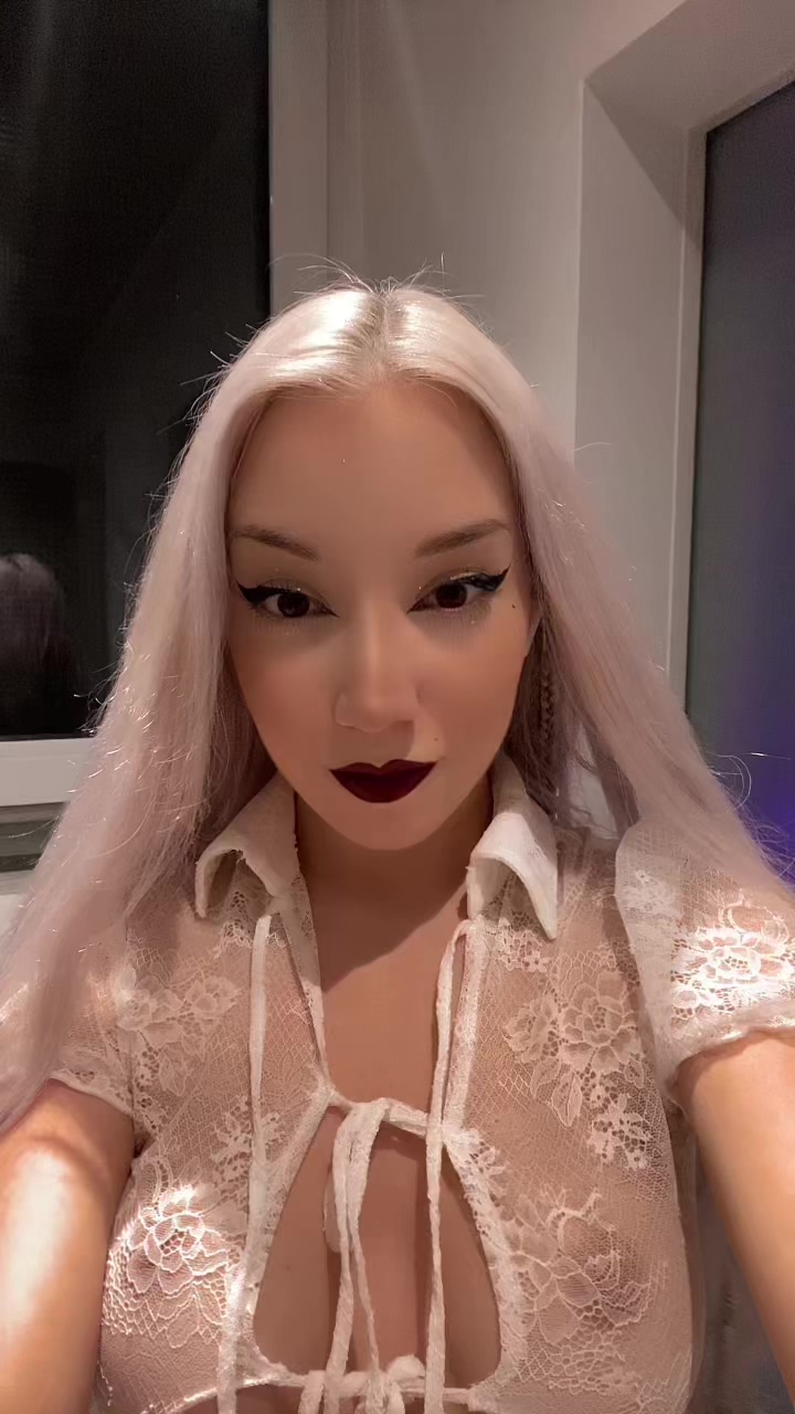 Lady-Khaleesi Porno Video: Ich bin immer für ein versautes Spiel zu haben