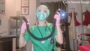 Lady-Naomi-Rouge Porno Video: BIZARRKLINIK Medizinische Kontrolle der Poppers Atmung durch eine Gasmaske POV Handjob