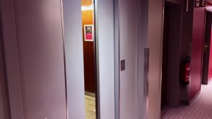 MissAlessaMilano Porno Video: Ganze überrasche Besuch
