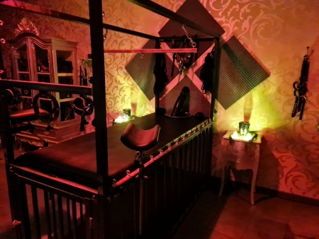 Ferienwohnung The Obisidian Suite in Berlin